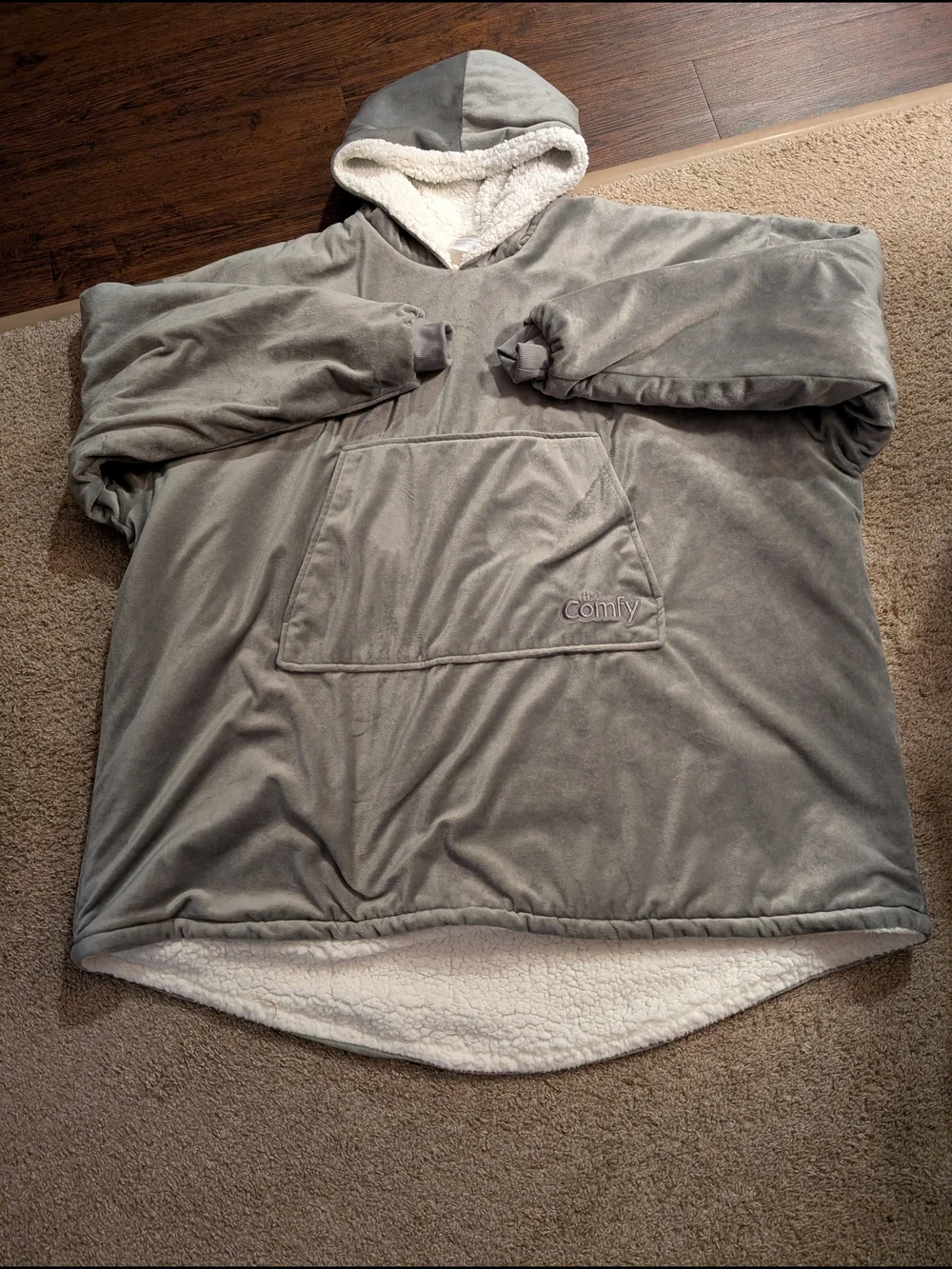 Comfy Oversized Gray Hooded Sweater with Sherpa Lining